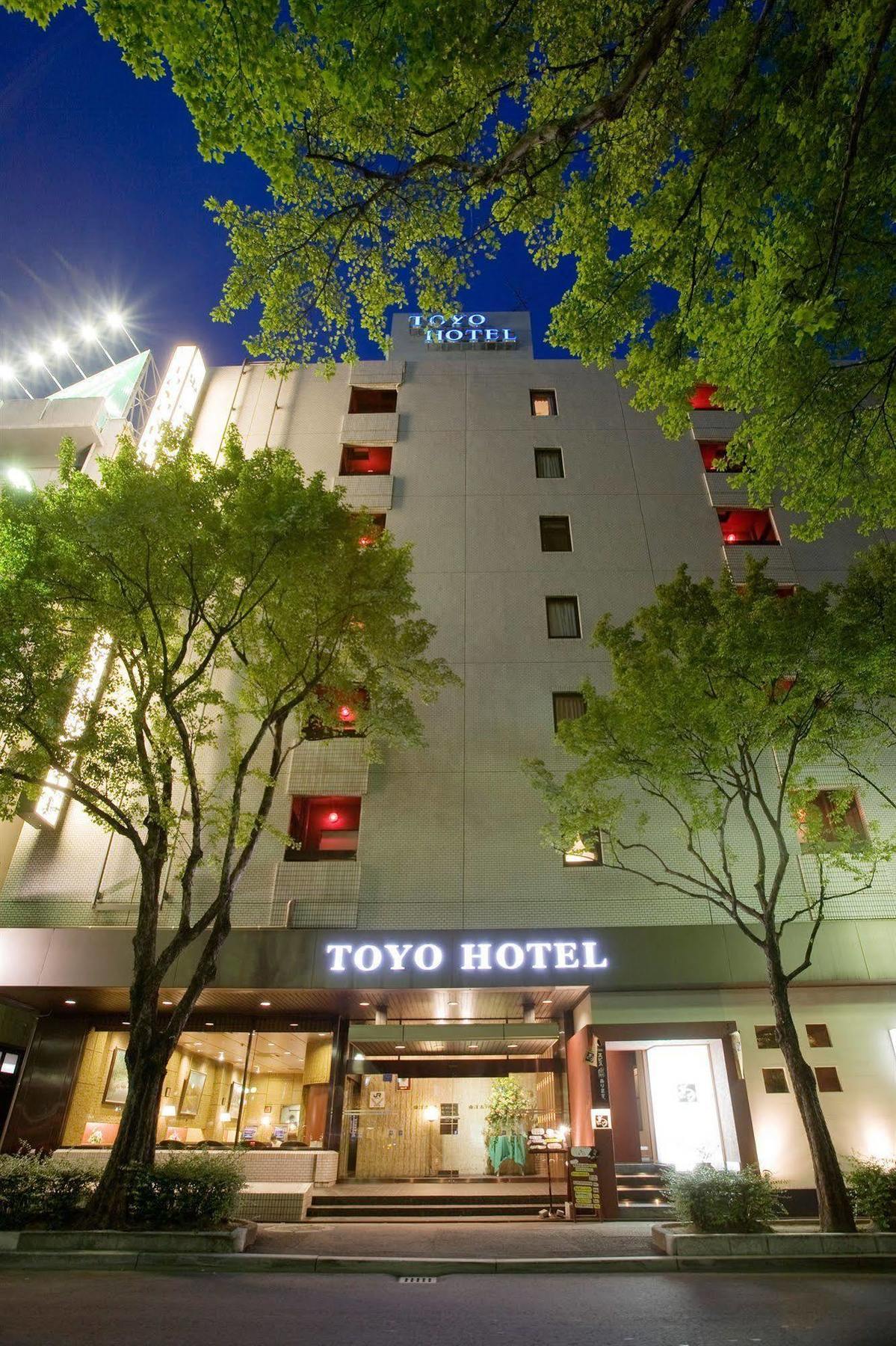 Toyo Hotel Fukuoka  Buitenkant foto